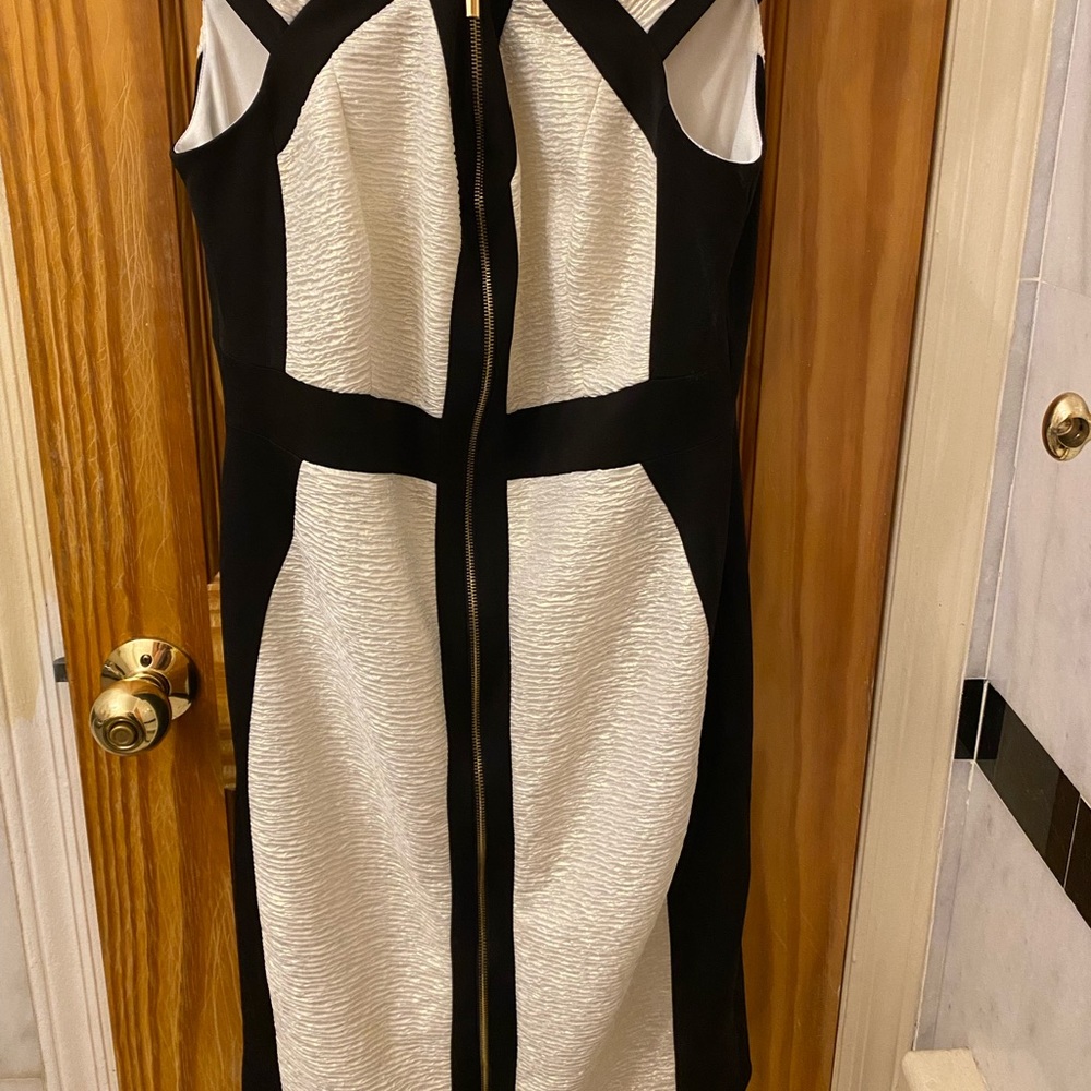 Designer dress - Picture 2 of 4